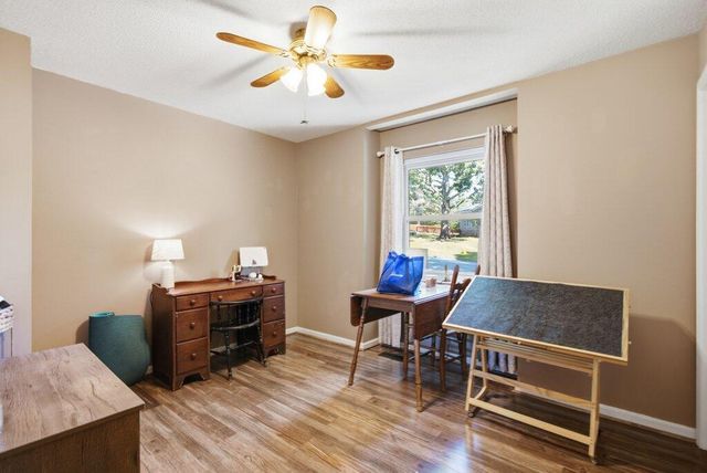 1718 Lake Wood Circle, Hixson, TN 37343