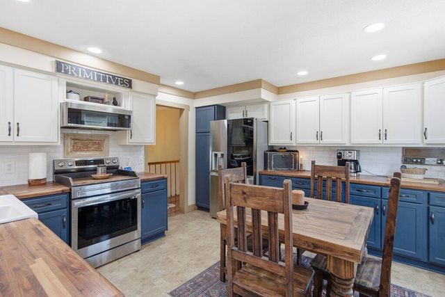 1718 Lake Wood Circle, Hixson, TN 37343
