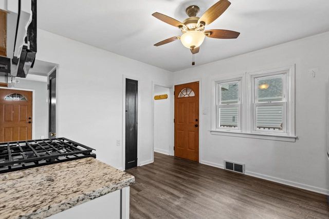 3779 Pennsylvania AVENUE, Saint Francis, WI 53235