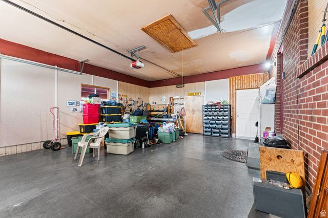 1885 SPRING CREEK DR, Bountiful, UT 84010