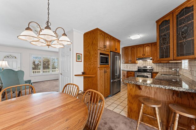 1885 SPRING CREEK DR, Bountiful, UT 84010