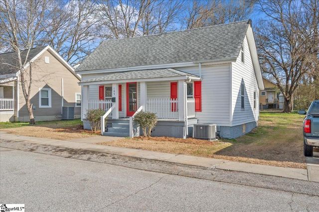 105 2nd Street, Fountain Inn, SC 29644