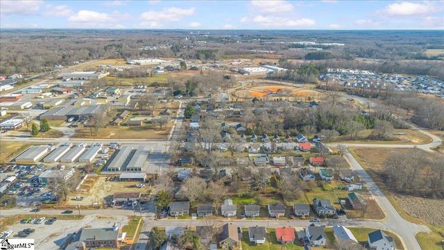 105 2nd Street, Fountain Inn, SC 29644