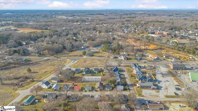 105 2nd Street, Fountain Inn, SC 29644