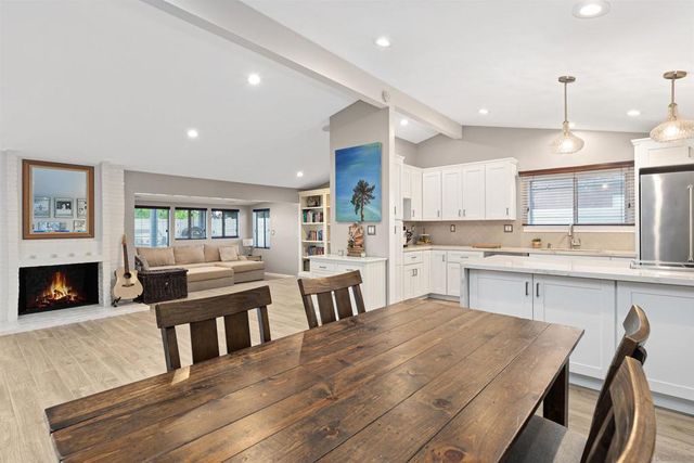 2884 Amulet St., San Diego, CA 92123