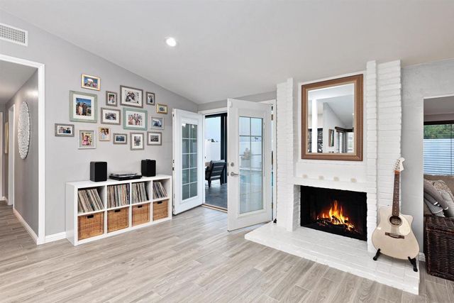 2884 Amulet St., San Diego, CA 92123
