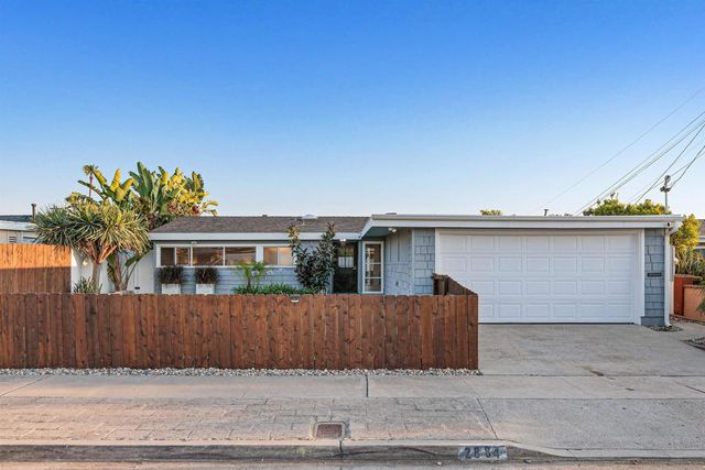 2884 Amulet St., San Diego, CA 92123