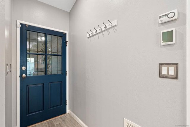 2884 Amulet St., San Diego, CA 92123