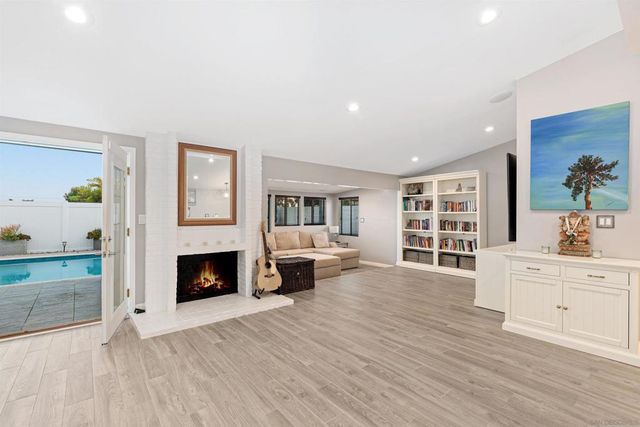 2884 Amulet St., San Diego, CA 92123