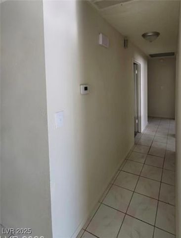 1673 Caliente Court, Las Vegas, NV 89119