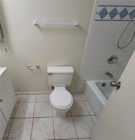 1673 Caliente Court, Las Vegas, NV 89119