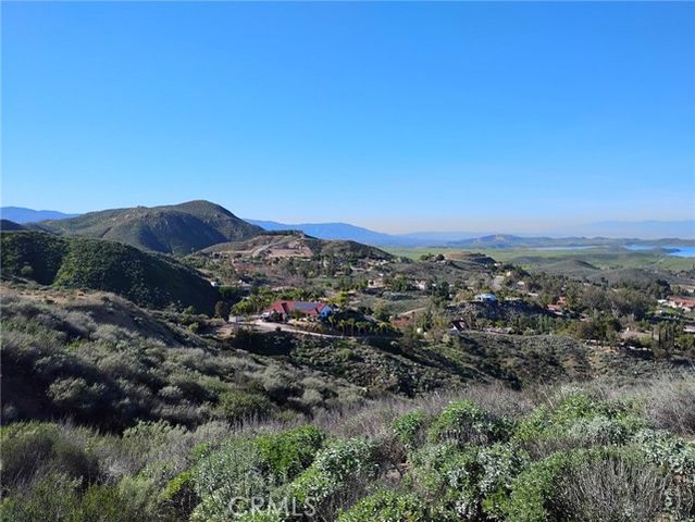 39 Burwood Drive, Perris, CA 92570