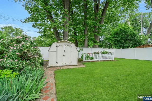 10-14 1st Street, Fair Lawn, NJ 07410