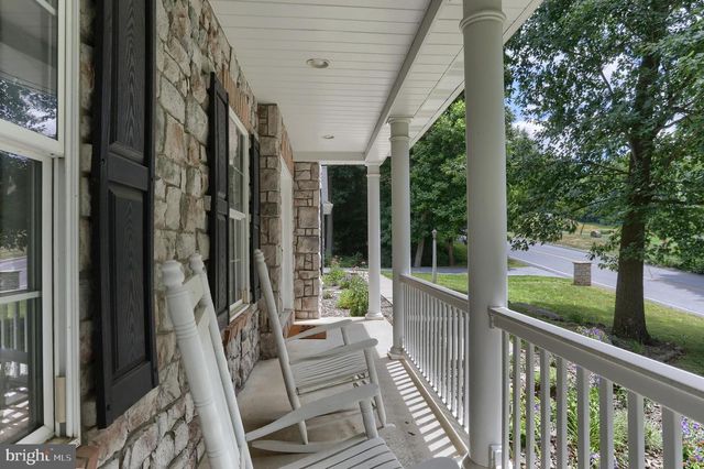 304 IRON VALLEY DR, Lebanon, PA 17042