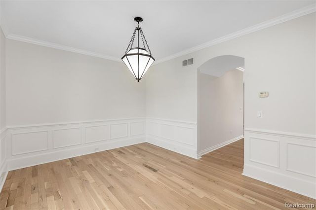 2862 Bay Hill Court, Oakland, MI 48363