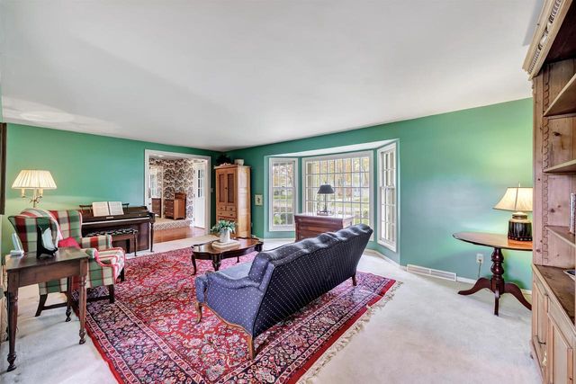 341 ROSELAWN BOULEVARD, Green Bay, WI 54301
