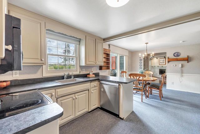 341 ROSELAWN BOULEVARD, Green Bay, WI 54301