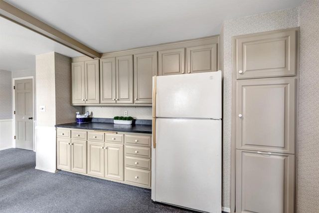 341 ROSELAWN BOULEVARD, Green Bay, WI 54301