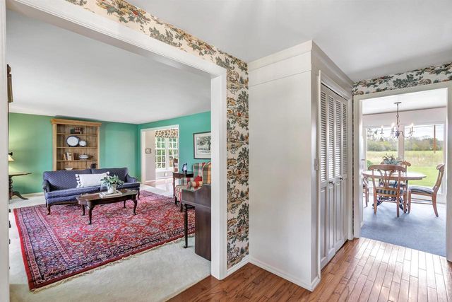 341 ROSELAWN BOULEVARD, Green Bay, WI 54301