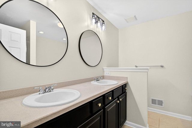 68 OSPREY DR, Old Bridge, NJ 08857