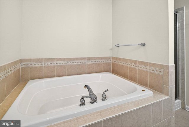 68 OSPREY DR, Old Bridge, NJ 08857
