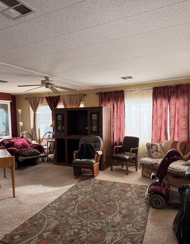 2400 W Midvalley Avenue 06, Visalia, CA 93277