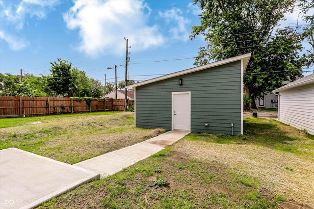 1433 Deloss Street, Indianapolis, IN 46201