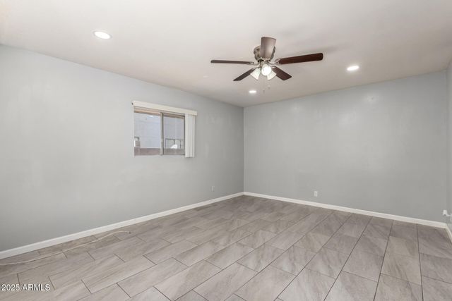 2936 E BECK Lane, Phoenix, AZ 85032