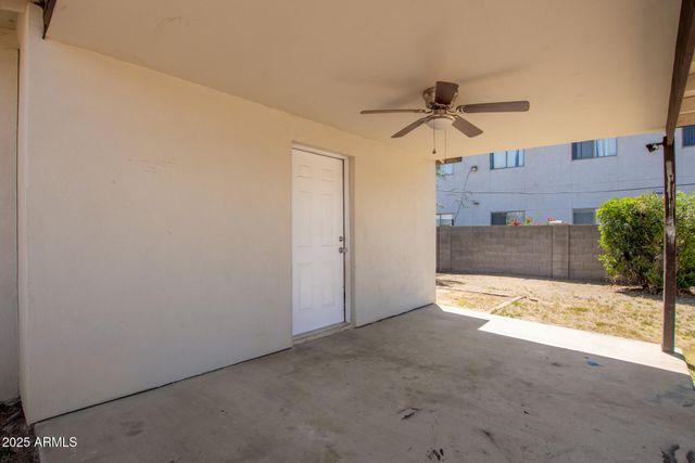 2936 E BECK Lane, Phoenix, AZ 85032