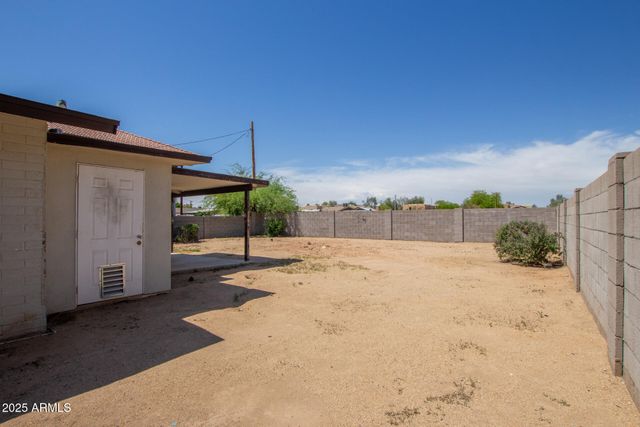 2936 E BECK Lane, Phoenix, AZ 85032
