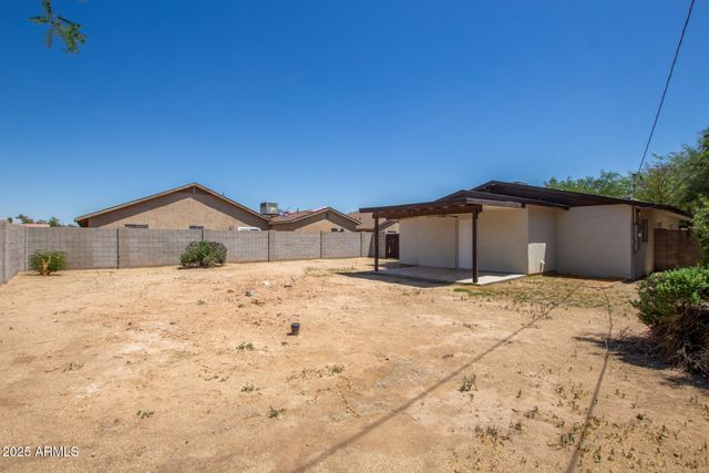 2936 E BECK Lane, Phoenix, AZ 85032