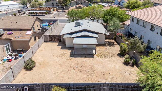 2936 E BECK Lane, Phoenix, AZ 85032
