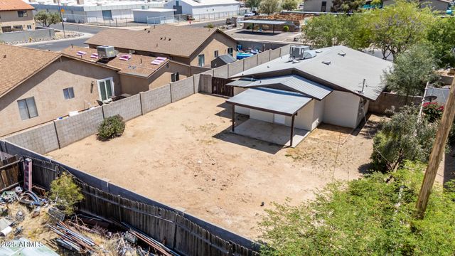 2936 E BECK Lane, Phoenix, AZ 85032