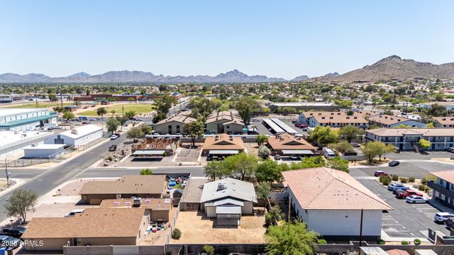 2936 E BECK Lane, Phoenix, AZ 85032