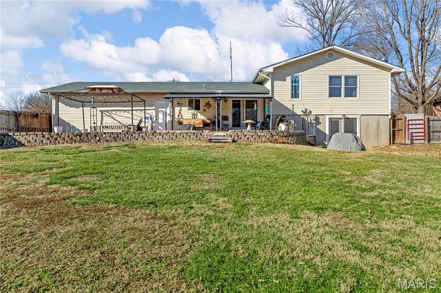 4088 Carol Park Road, House Springs, MO 63051