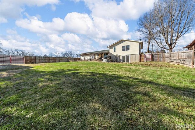 4088 Carol Park Road, House Springs, MO 63051