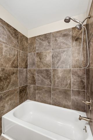 1041 Twin Creek Rd, Charlotte, TN 37036