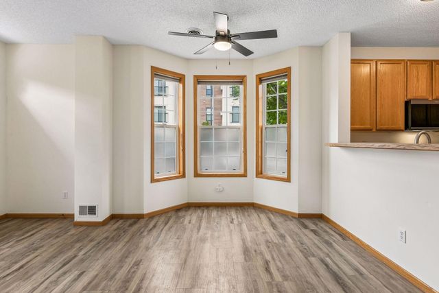 15461 Frost Path 1501, Apple Valley, MN 55124