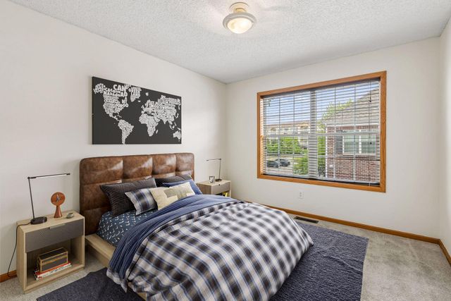 15461 Frost Path 1501, Apple Valley, MN 55124