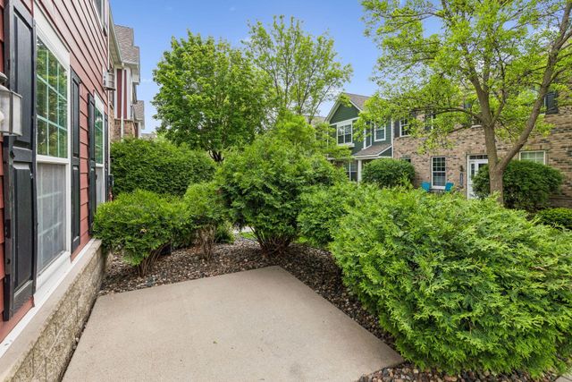 15461 Frost Path 1501, Apple Valley, MN 55124