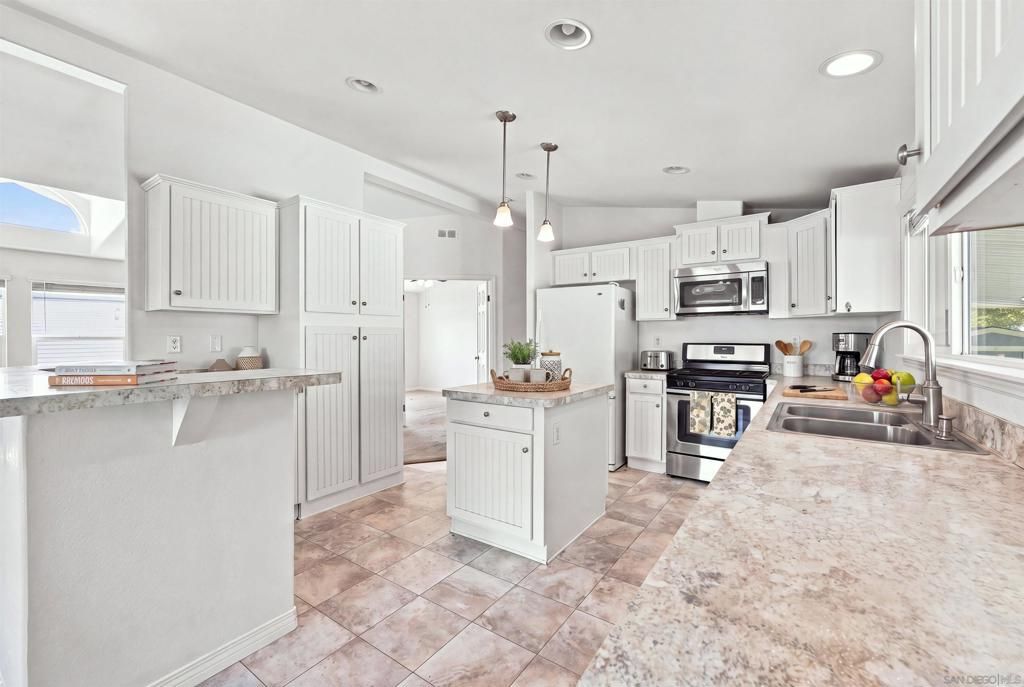 10770 Black Mountain SPC 238, San Diego, CA 92126 — photo 5