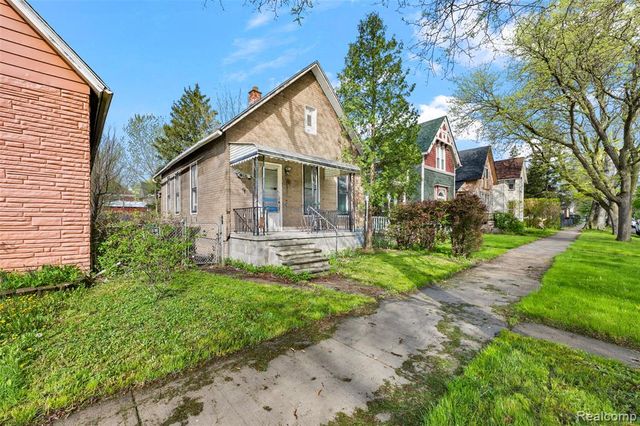 1963 25th, Detroit, MI 48216