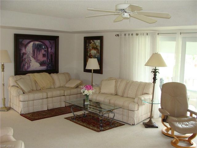 135 Quails Nest RD 4, Naples, FL 34112