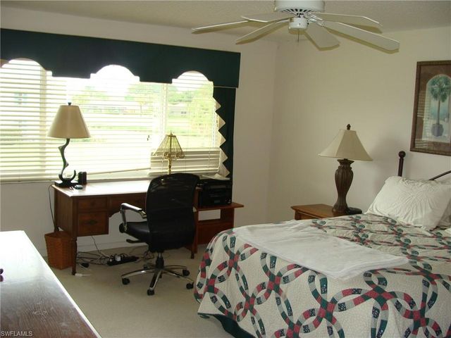135 Quails Nest RD 4, Naples, FL 34112
