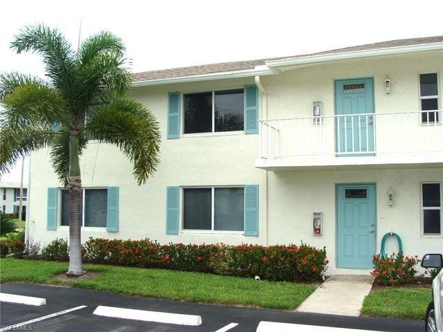 135 Quails Nest RD 4, Naples, FL 34112
