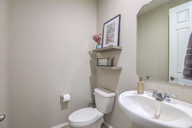 3038 Shannon Lane NE, Rio Rancho, NM 87144