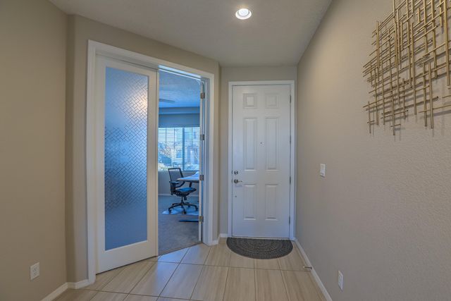 3038 Shannon Lane NE, Rio Rancho, NM 87144