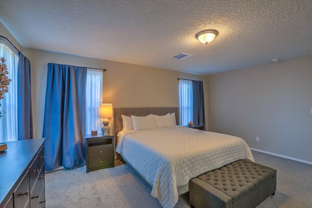 3038 Shannon Lane NE, Rio Rancho, NM 87144