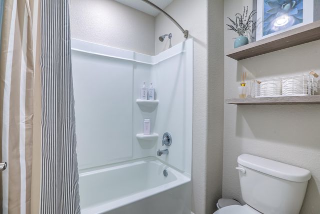 3038 Shannon Lane NE, Rio Rancho, NM 87144