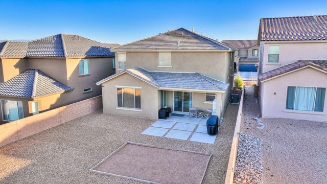 3038 Shannon Lane NE, Rio Rancho, NM 87144